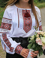 Женская вышиванка на домотканому полотне, машинная вышивка, " Кружево" в красном цвете