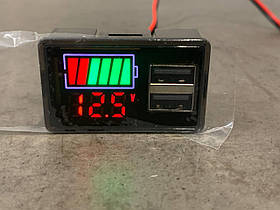 Автомобільний Панельний Вольтметр з індикатором рівня заряду 8V-30V і 2 портами USB (червоні цифри)