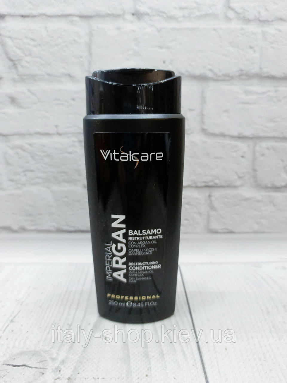 Бальзам професійний для волосся Vitalcare Imperial Argan відновлюючий 250 мл Італія, фото 1