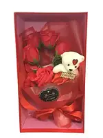 Букет из роз ароматизированное мыло с игрушкой 1103 Красный