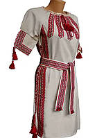 Украинское женское платье с вышиванкой.