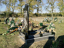 Одинарный гранитный памятник (Образец 782) 2