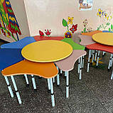 Комплект з 6 дитячих столів пелюсток + 1 стіл круглий Ромашка ST-057, фото 4