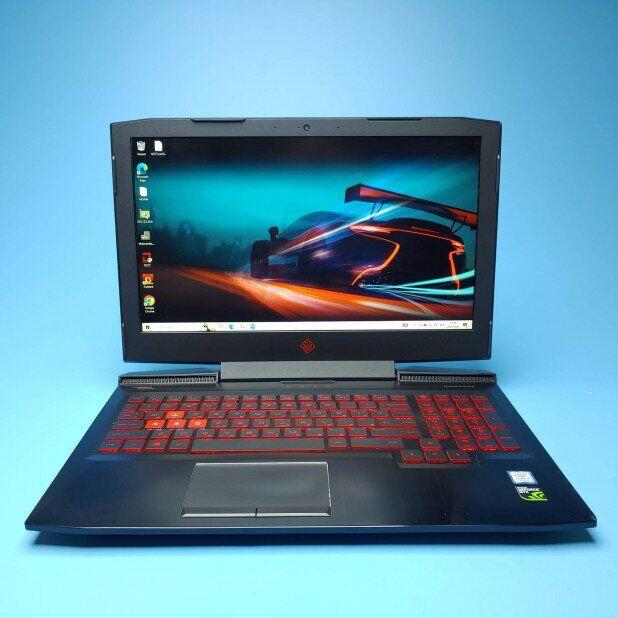 Б/в Ігровий ноутбук HP Omen 15-ce019dx 15.6" 1920x1080| i7-7700HQ| 16GB RAM| 500GB SSD| GTX 1050 Ti 4GB
