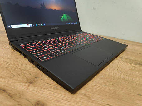 Б/в Ігровий ноутбук Б-клас Maingear Vector vctr002-2060 15.6" 1920x1080| i7-10750H| 16GB RAM| 1000GB SSD| RTX 2060 6GB, фото 1