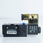 Пневморозподілювач 3V210-08, AC220V електромагнітний