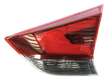 Ліхтар внутрішній Nissan Rogue / X-TRAIL 2017- 2020 (кришка багажника) LED правий 265506FL5A