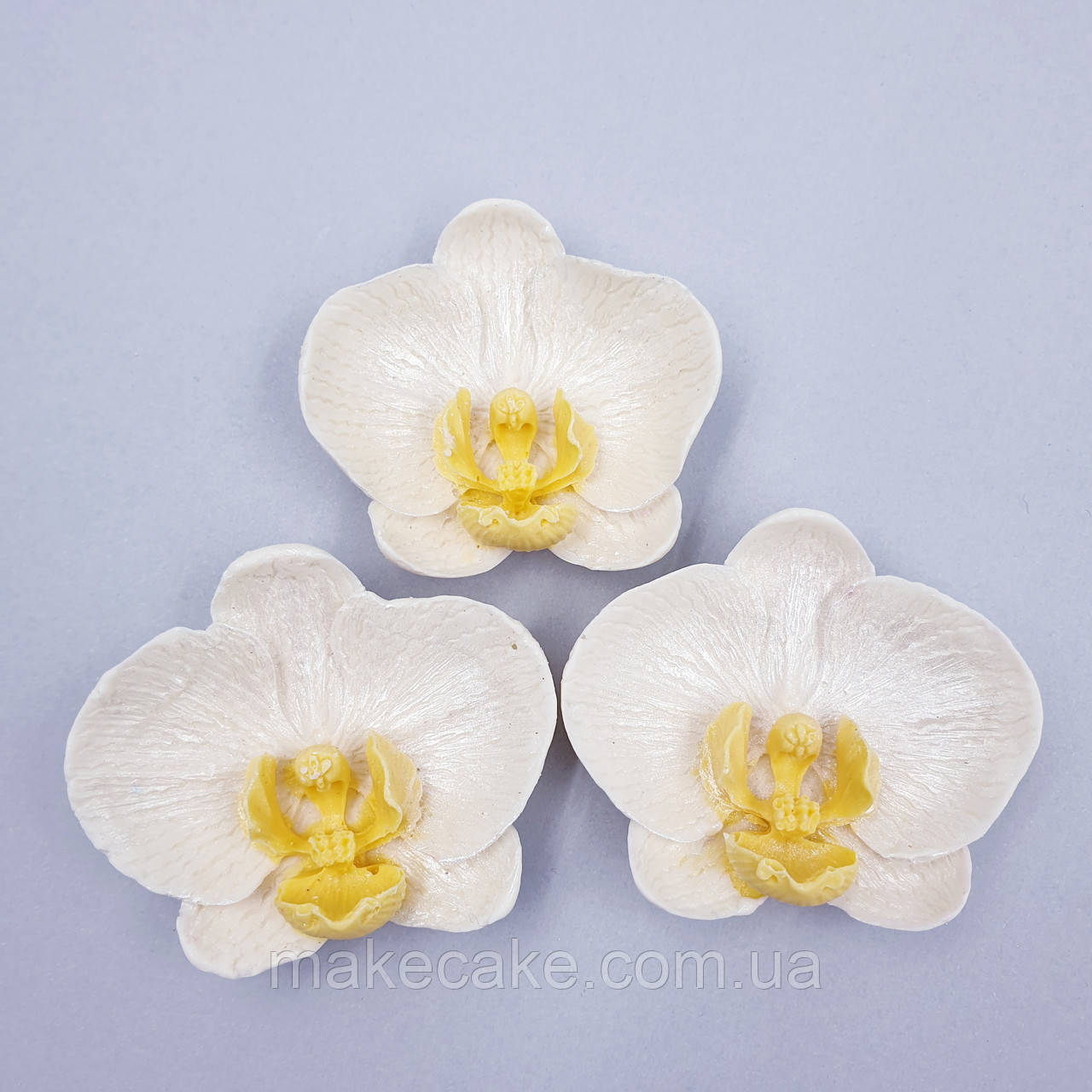 Набір шоколадних фігурок Орхідеї білі — 3 шт