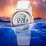 Модний жіночий наручний кварцовий годинник з каучуковим ремінцем, фото 7