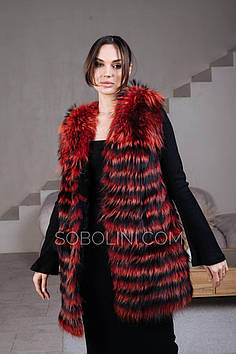 Наявність гарного жилета з хутра єнот❤️