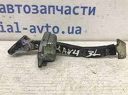 Обмежувач дверей задній лівий Toyota RAV 4 2006-2013 6864042030 (Арт.30387)