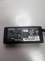 Блок живлення Toshiba PA3754e-1AC3 60W 15V 4A 6.3x3.0mm Оригінал