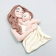 Шоколадна фігурка Мама з немовлям 2д, фото 3