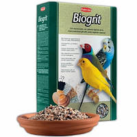 Минеральная подкормка Padovan Biogrit для декоративных птиц 700 г