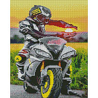 Алмазна мозаїка Мотоцикліст на заході сонця 30х40 см квадратні камені-стрази, на підрамнику, в кор., ТМ Стратег,