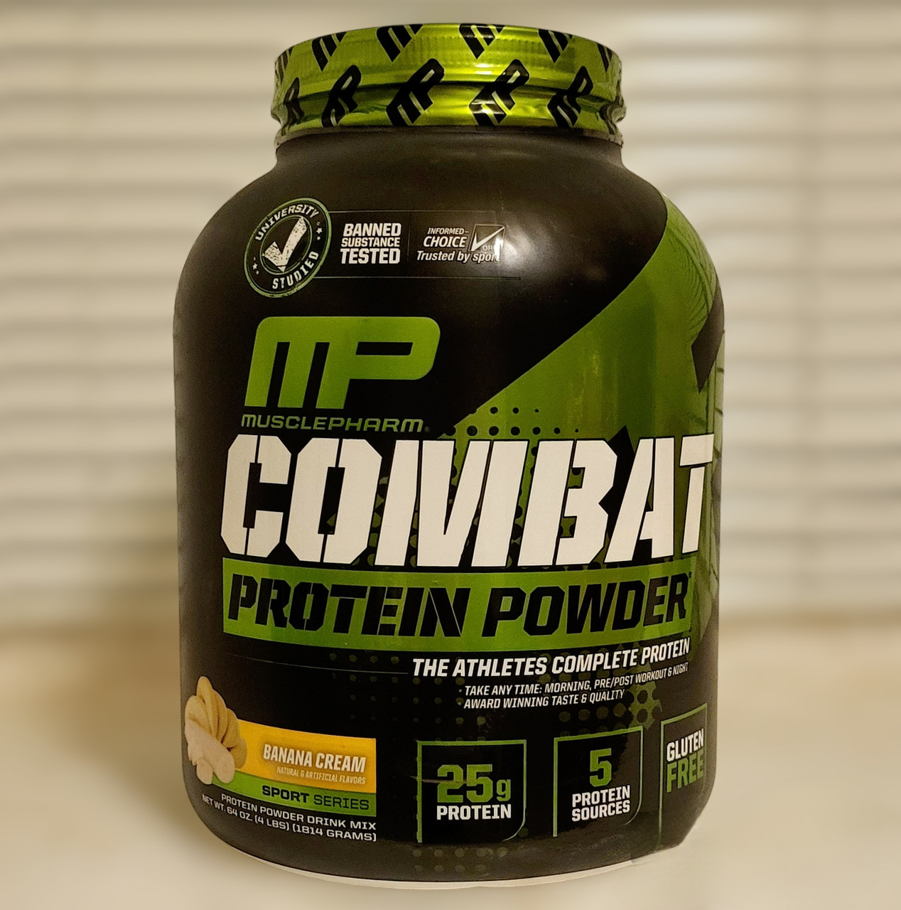 Протеїн MusclePharm Combat 1800 г комбат маслфарм