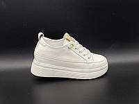 Білі кросівки. Снікерси. Маленькі розміри (35).