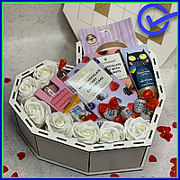 Набор на день святого валентина с шоколадками и конфетами для любимой девушки, хороший подарок на 14 февраля
