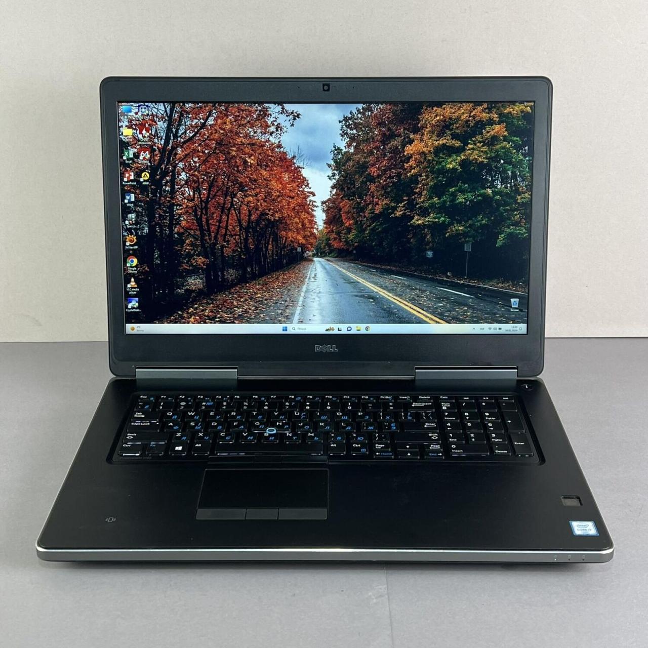 Б/в Ноутбук Dell Precision 7720 17.3" 1920x1080| i7-6820HQ| 32GB RAM| 256GB SSD+500GB HDD| Quadro P5000 16GB