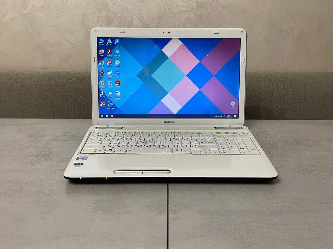 Б/в Ноутбук Toshiba Satellite L750 15.6" 1366x768| Core i3-2310M| 8 GB RAM| 120 GB SSD| GeForce GT 525M 1GB