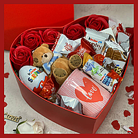 Бокс вкусный подарок Волшебная Валентинка с мишкой и конфетами, мишкой, набор на день святого валентина для же