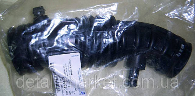 Патрубок повітряного фільтра Авео 1.5 л GM