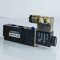 Пневмораспределитель 4V210-08, AC220V электромагнитный