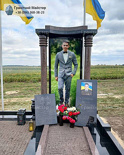 Гранітний пам'ятник № П-170