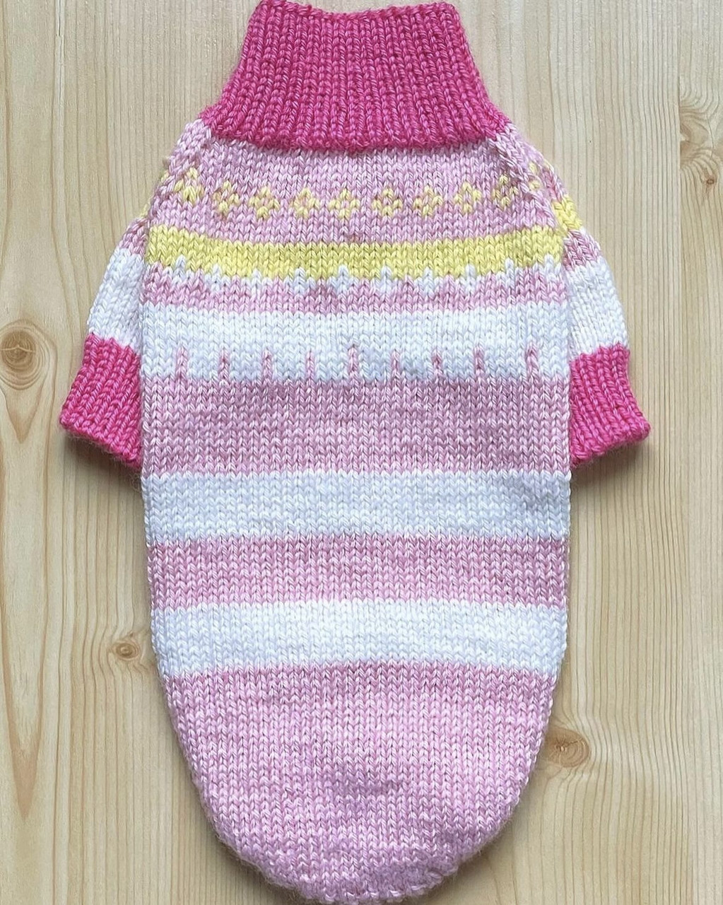 В'язаний Светр для Собак Hand Made Розмір M Колір Рожевий в полосочку (00817)