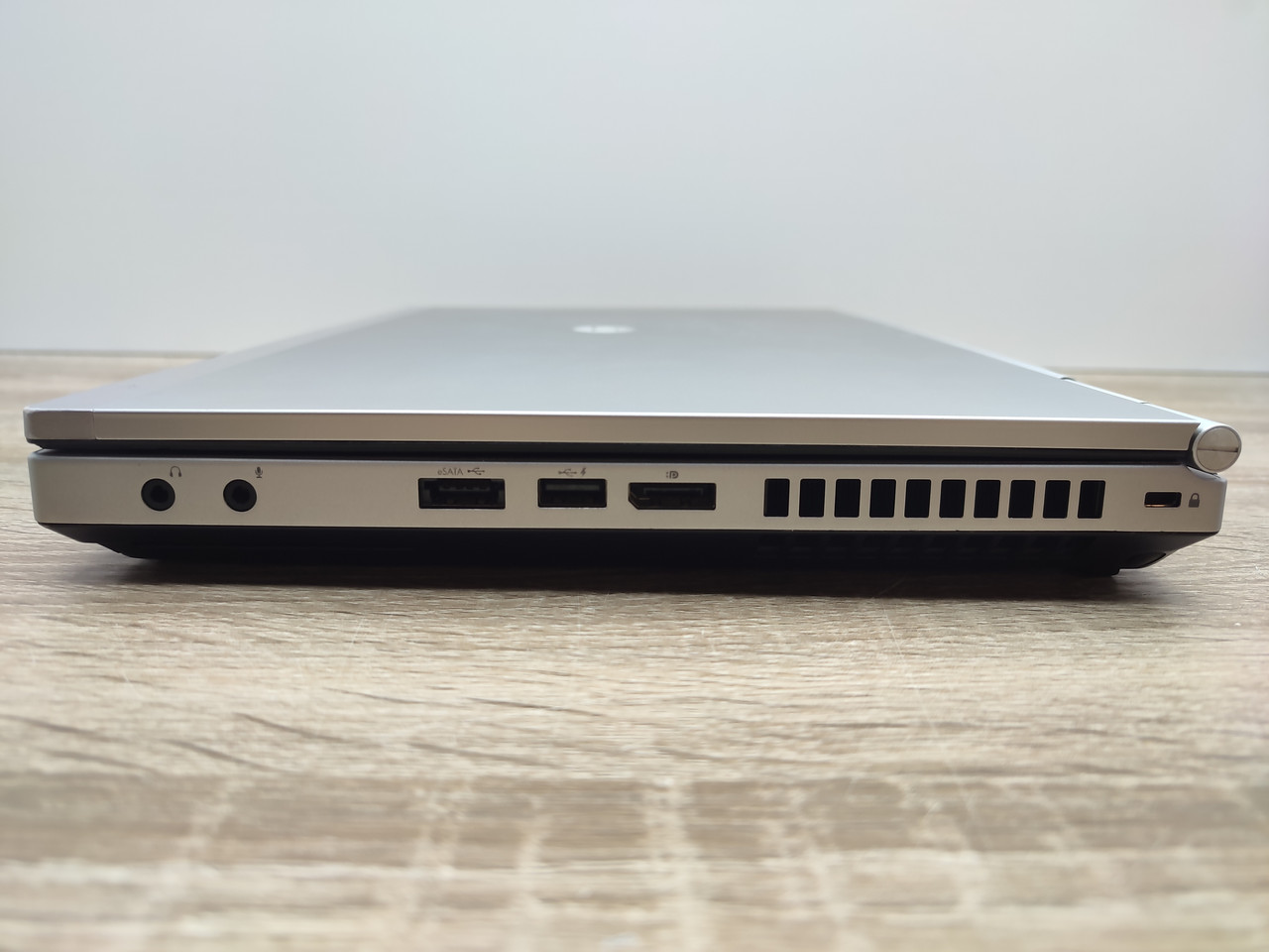 Ноутбук Б/У HP EliteBook 8460p 14 HD TN/i5-2520M/8GB/SSD 180GB Б/У (3G) А- - фото 3 - id-p2096048872