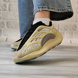 Жіночі кросівки Adidas Yeezy 700 рефлекторні