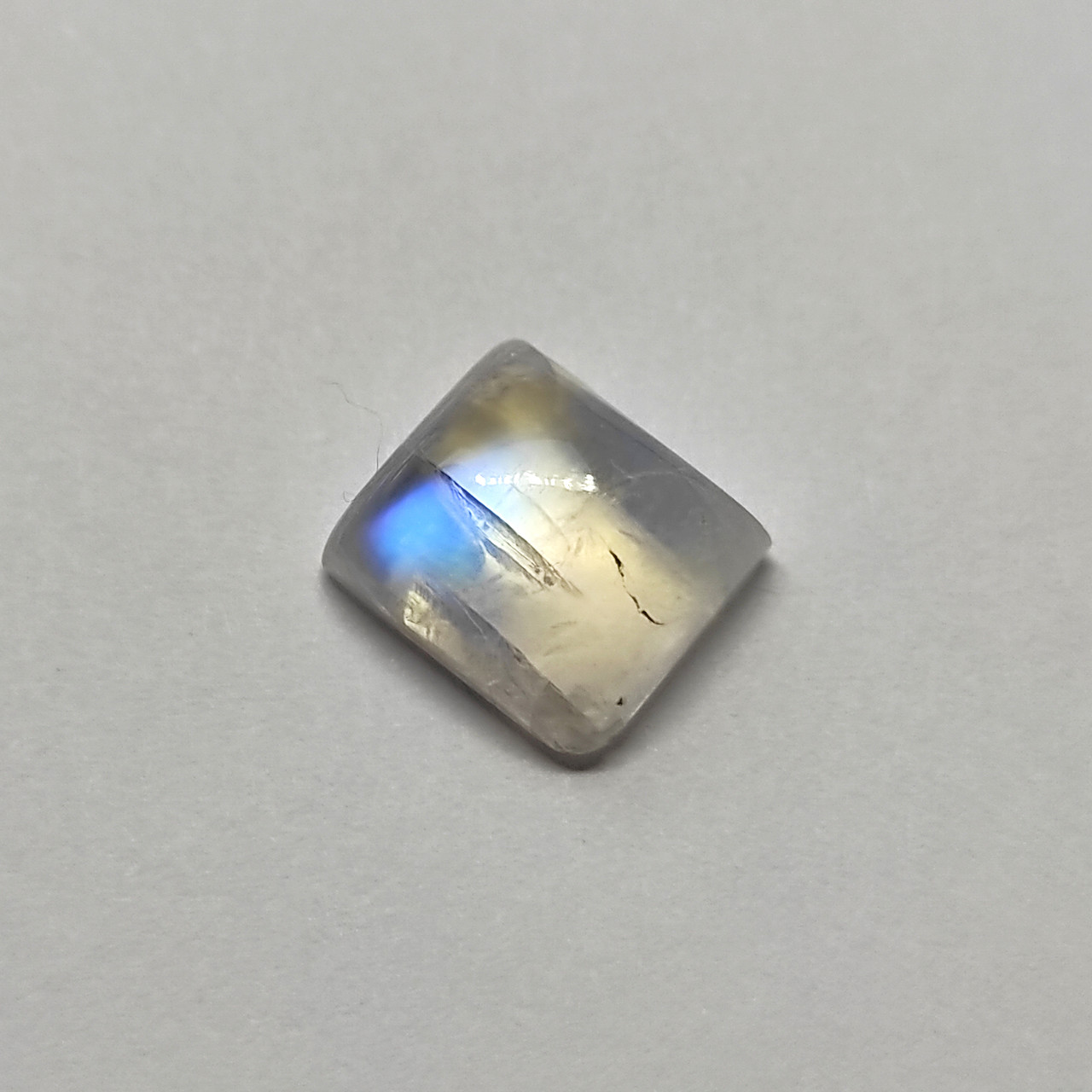 Місячний камінь – кабошон, фото 1