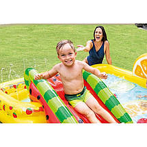 Надувний ігровий центр дитячий Фрукти (244-191-91см, басейн 493л, фонтанчики) Intex 57158 NP, фото 5