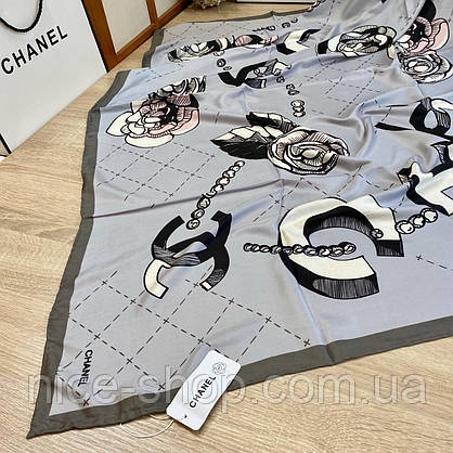 Хустка шовкова C.H.A.N.E.L з ручною підшивкою, фото 5
