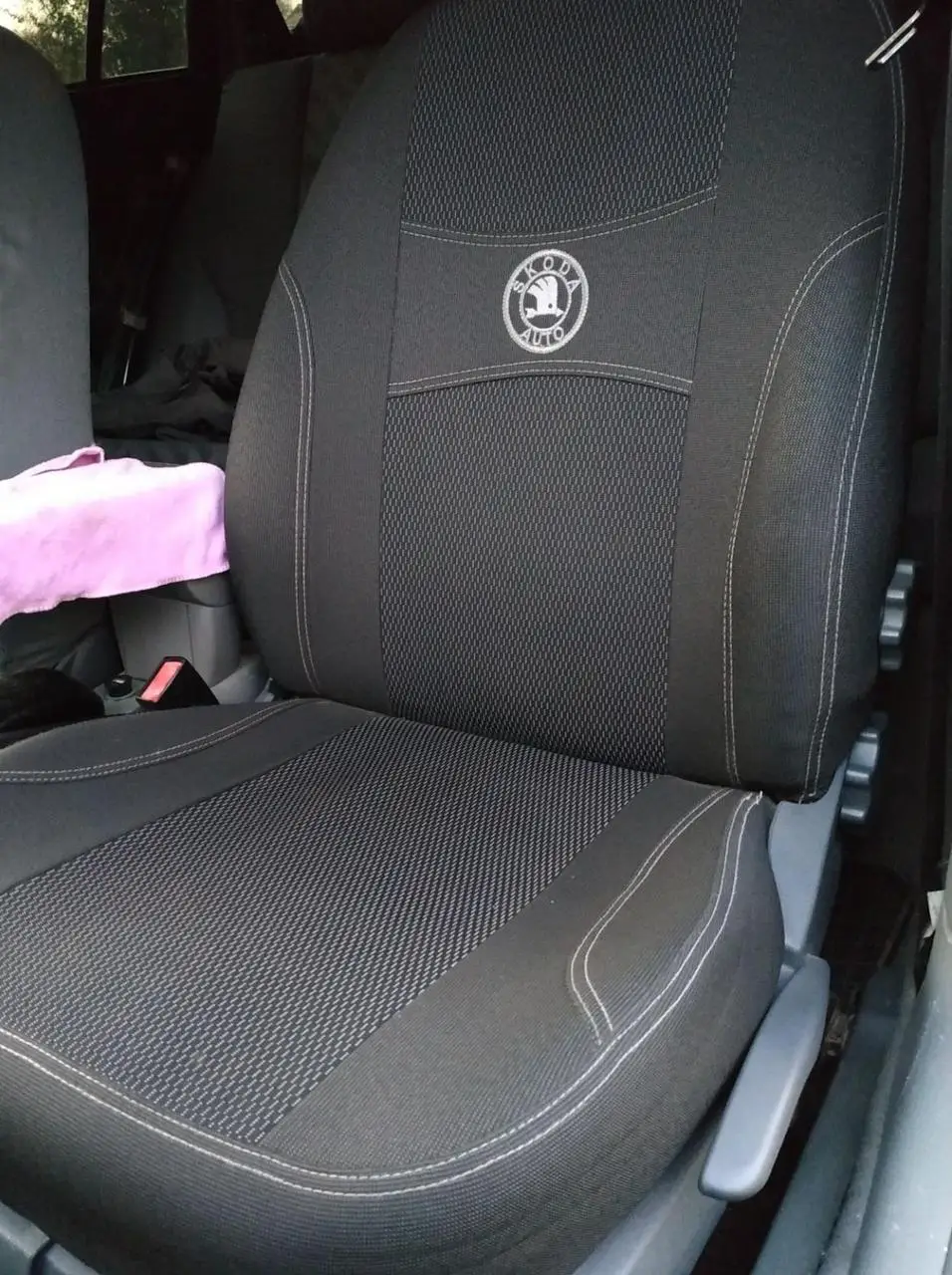 Чохли на Skoda Fabia Mk2 (роздільний) (2007>) (Nika) на сидіння, фото 1