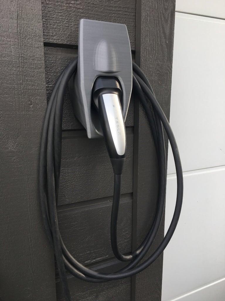 Тримач зарядної розетки Tesla Type 2
