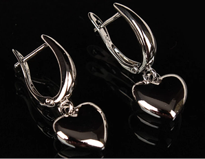 Сережки з серцем срібні,англійський замок 00005