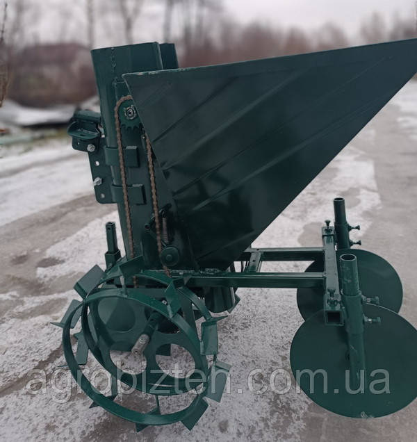 Картоплесаджалка КС-1 до мототратора та мотоблоку
