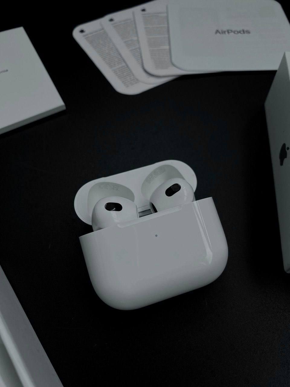 Навушники Apple AirPods 3-го покоління - фото 4 - id-p2096950559