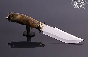 Нож ручной работы "Лев в капе" 160х25х2.2мм из инструментальной стали и рукоятью из капа клена