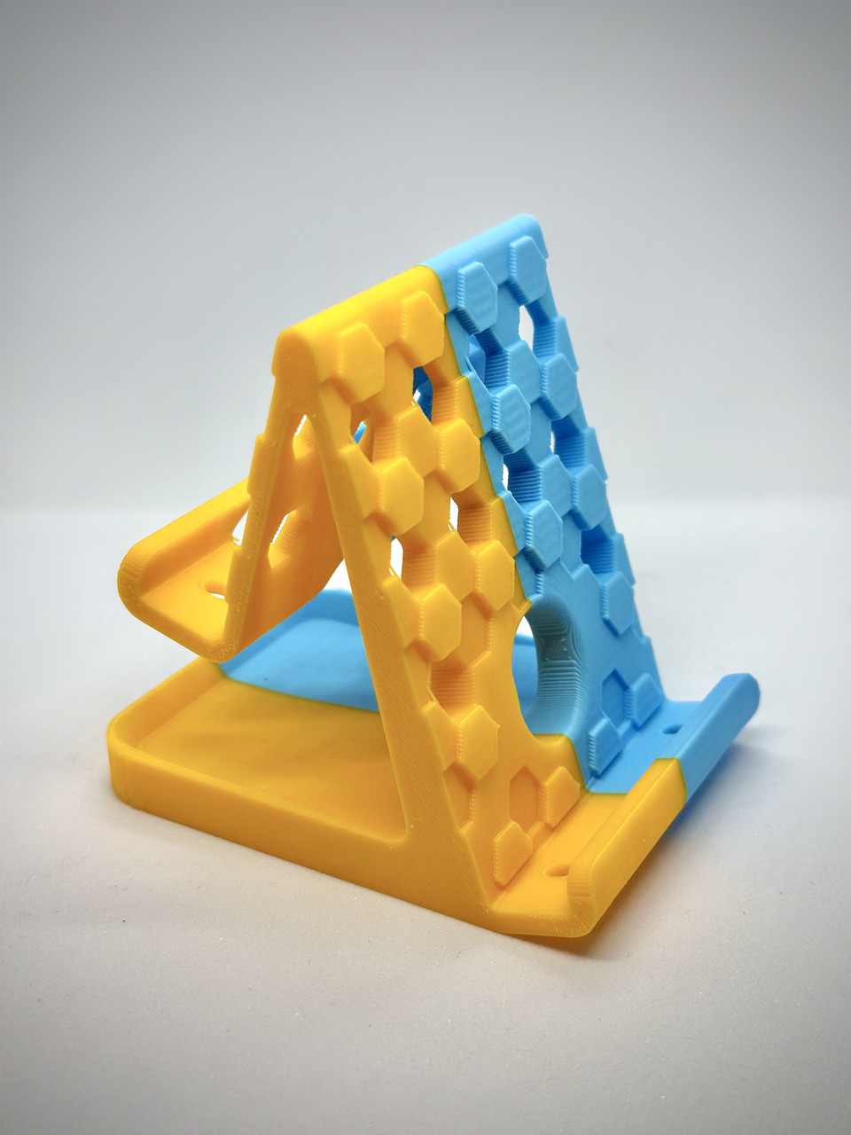 Підставка для телефону або планшету налрукована на 3д принтері, фото 1