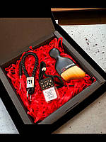 Подарочный набор HONDA Кожаный брелок + автопарфюм + щетка для чистки салона