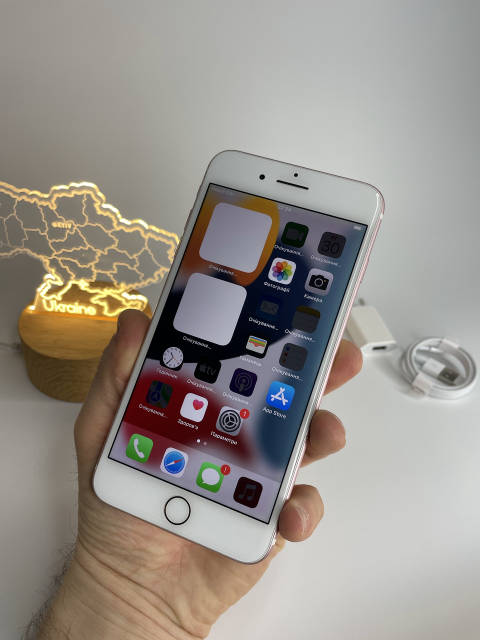 Смартфон IPhone 7 Plus 256 gb Rose gold Neverlock АКБ 100