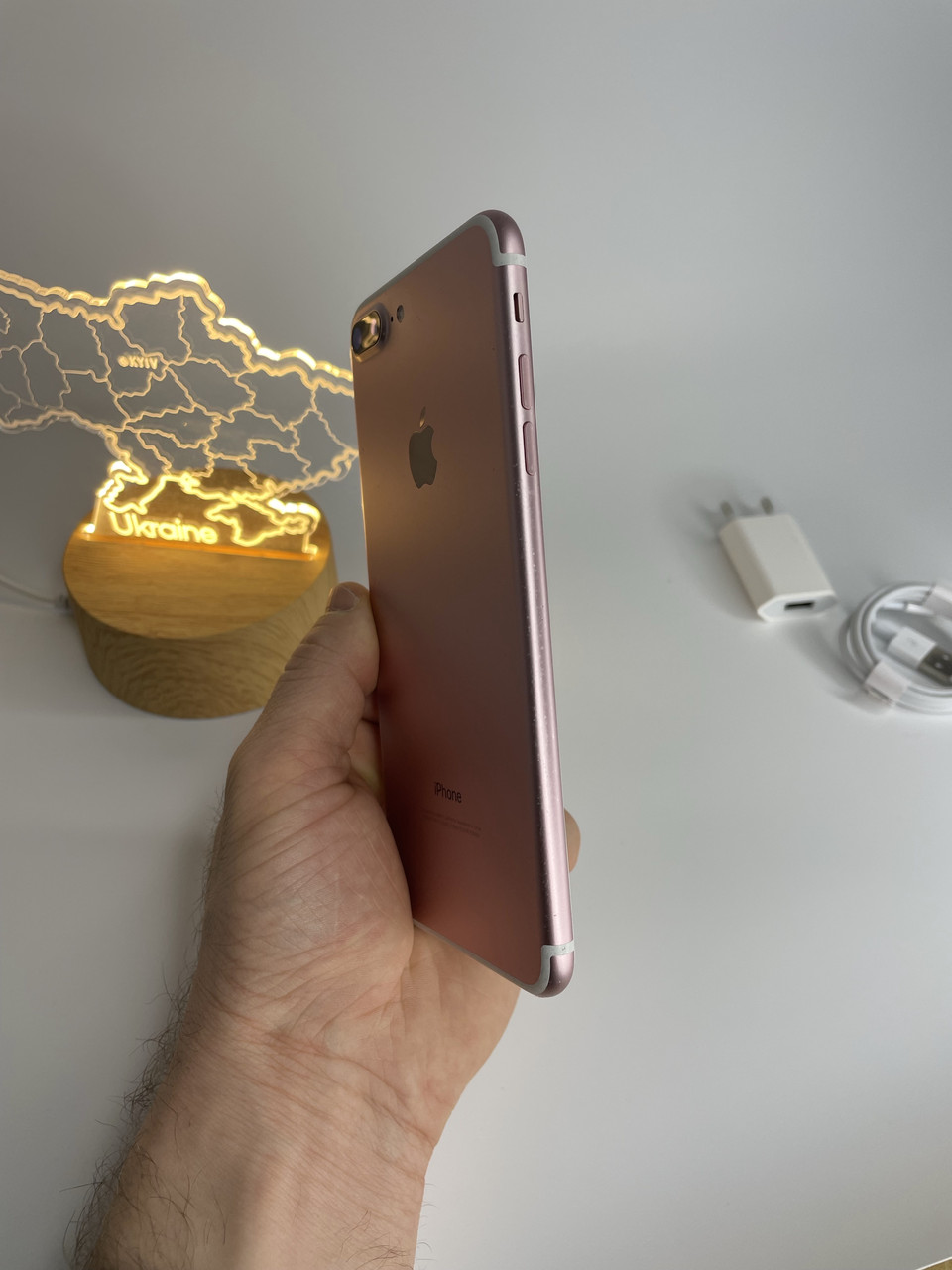 Смартфон IPhone 7 Plus 256 gb Rose gold Neverlock АКБ 100