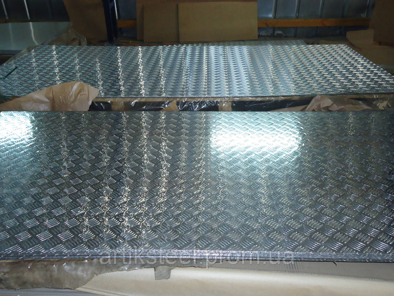 Алюминиевый лист рифленый 1,0х1500х3000 мм 1050 Н24 кратно листу - фото 10 - id-p2097599693