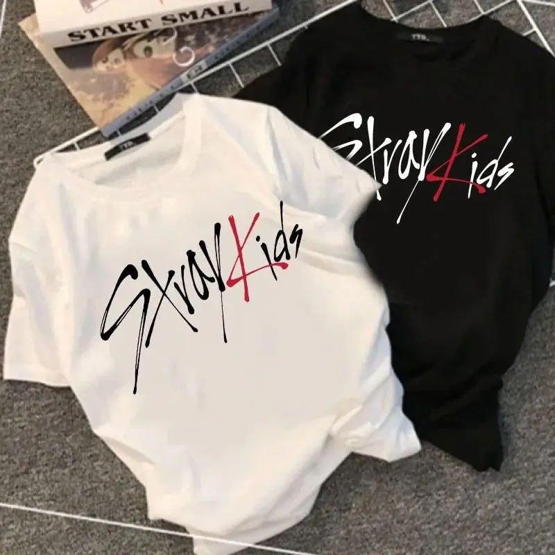 Жіноча футболка 3 принтом "Stray Kids"