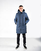 Чоловіча зимова куртка, синього кольору.