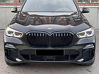 Решетка радиатора ноздри M-Perfomance стиль BMW X5 G05 2019- черный глянец 2шт.