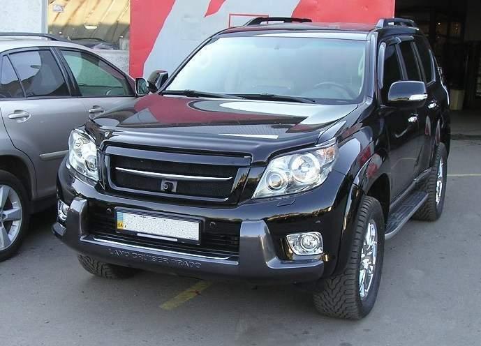 Хром накладки на передні протитуманні фари Toyota Land Cruiser Prado 150 2009-2013