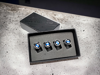 Хромовані ковпачки на ніпель з логотипом BMW